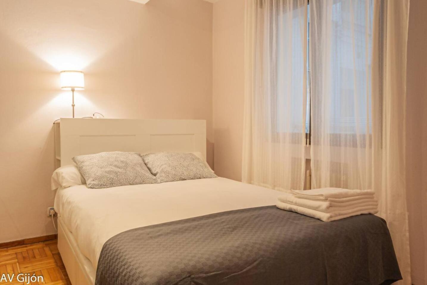 Av Aguado 44 Διαμέρισμα Χιχόν Εξωτερικό φωτογραφία